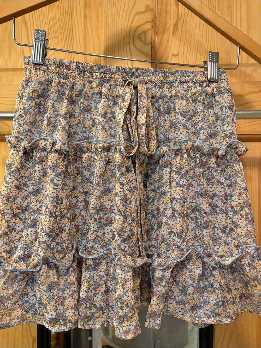 Floral Tier Lightweight Elastic Waist Mini Skirt Sz XS